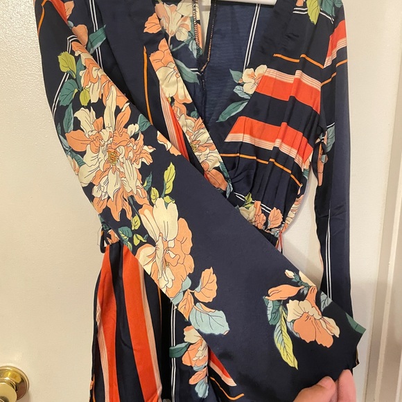 EUC Missguided Romper Size 4 (Small) - Picture 4 of 7